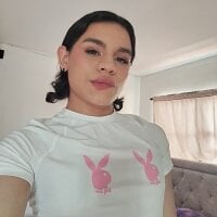 Moonroxe_