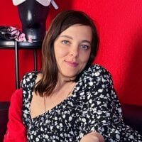 AmyNewton webcam model