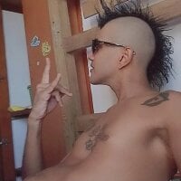 Armanldo model avatar