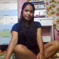 SweetandFreshxxx webcam model