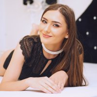 CassieYoungのオフラインチャットルーム