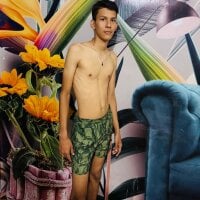 Scoot_guyhot