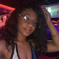 stormxreign's Offline Chat Room