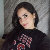 samy_cloe