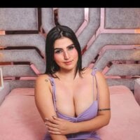 Julieetha webcam model