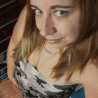 KinkyCouple021325's Offline Chat Room