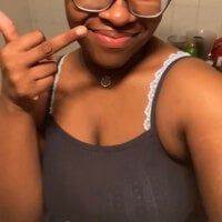 AngelicaChubs' Offline Chat Room