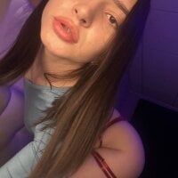 Nikolx_Snow Adlı Modelin Çevrimdışı Sohbet Odası