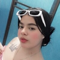 aliceandmichael23 Adlı Modelin Çevrimdışı Sohbet Odası