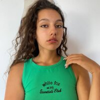 EveliHau fully nude on webcam for live porn video chat