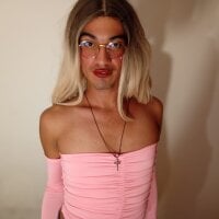 Yissefemme model avatar