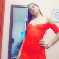 Fiorella_Greenery's Offline Chat Room