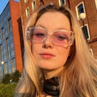 BonnieGoulder offline chatszobája