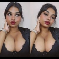 layla_amin webcam
