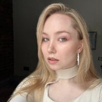 SheliaFreeman offline chatrum