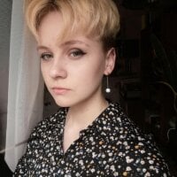 AshlynWalker's Offline Webcam Chat