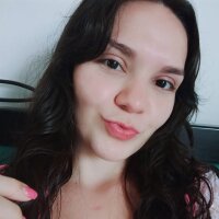 tiffany_whitee's Offline Chat Room