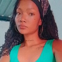 Kiana_Quinn's Offline Chat Room