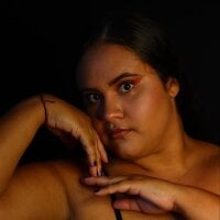 AnaLU_Milk's Offline Chat Room