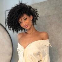 AraEvans1's Profile Pic