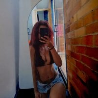 Nilia__ch webcam model