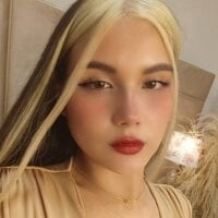 azahaara18 webcam model
