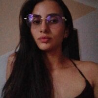 rubievans1 Adlı Modelin Çevrimdışı Sohbet Odası
