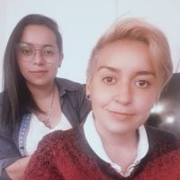 mila_y_sia69's Offline Chat Room