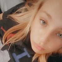 Offline chatovací místnost clairice