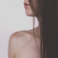 Melissa_sexy97's Offline Chat Room