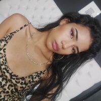 carolineDallas' Offline Chat Room