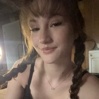 sexymia06 webcam model