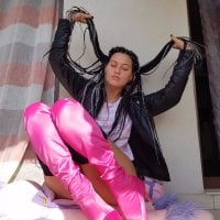 KatMayaW's Offline Chat Room