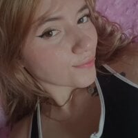 Dollvexia_ webcam model