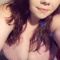 BigNJuicy98 webcam model