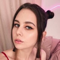 Barberry_Girl Adlı Modelin Çevrimdışı Sohbet Odası