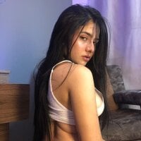 adara_johnson__ webcam