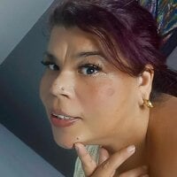 Charlotte_curvy_