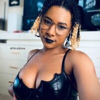 DreaLaLuna webcam model