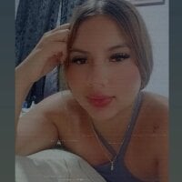 Isaqueen555 webcam model