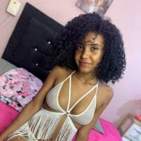 helen_petite_'s Profile Pic