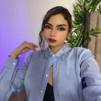 Emma_bloom__