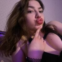 Model honey__girls_meow