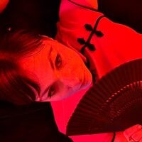 Theenie37773Live Webcam
