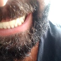 Zezecachorrao1's Offline Chat Room