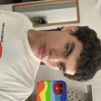 hotpussy365 webcam model