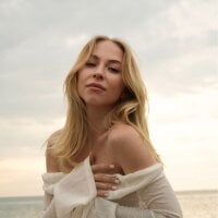 LysAstra model avatar