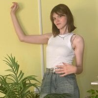 AlodiaBrindle's Avatar Pic