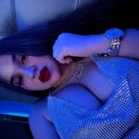 Diangeluxx_Henao's Offline Chat Room