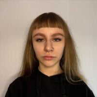 SallyVilen's Offline Chat Room